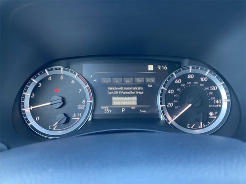 New 2026 Toyota Highlander XLE image 8