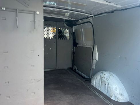 Used 2020 Mercedes-Benz Metris w/ Safety Package image 30