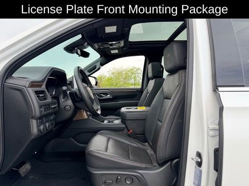 Used 2024 Chevrolet Tahoe High Country AWD/4WD image 8