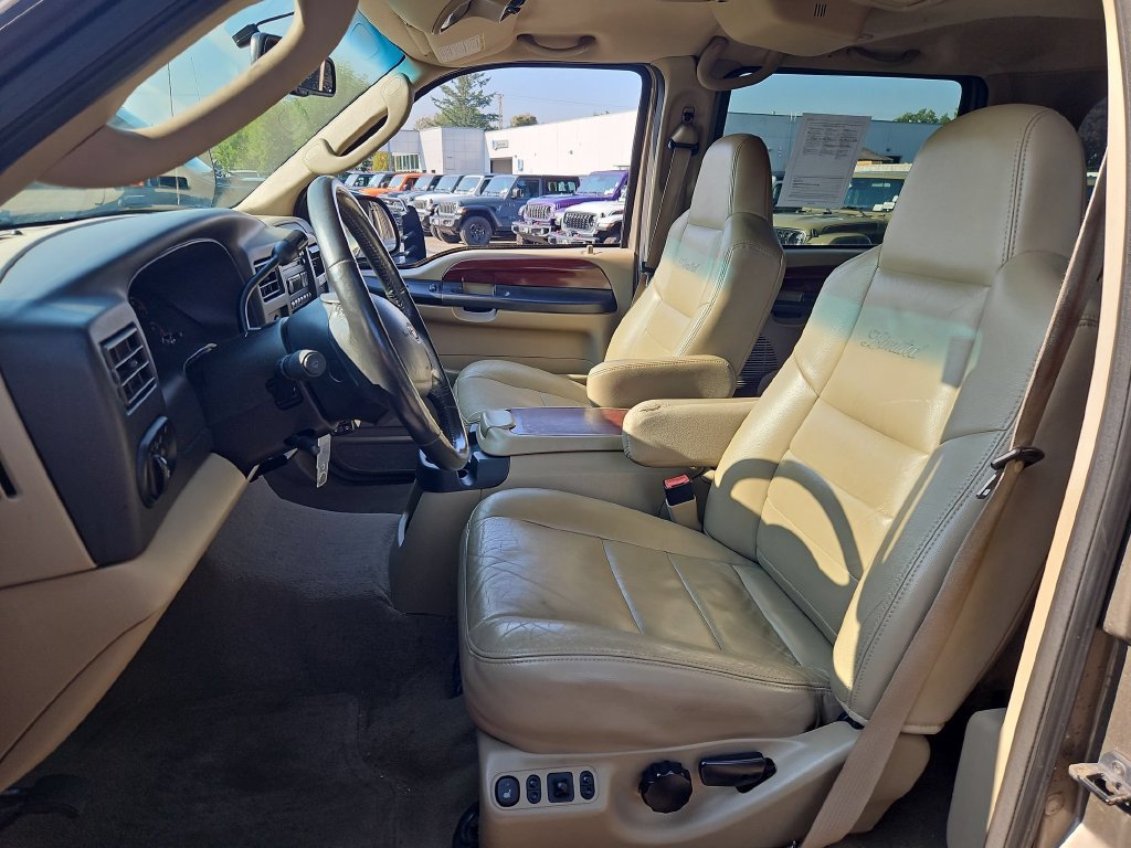 Used 2005 Ford Excursion Limited AWD/4WD image 12