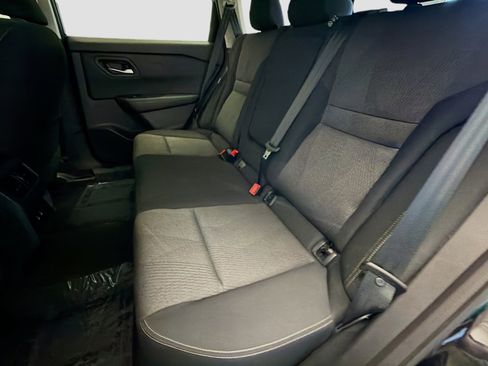 Used 2024 Nissan Rogue SV image 13