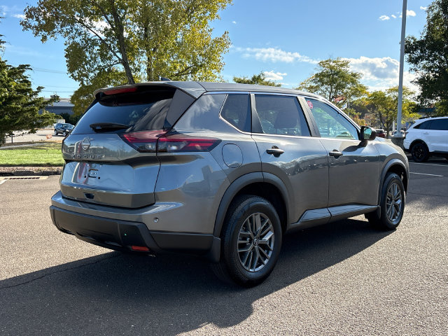 Certified 2025 Nissan Rogue S FWD image 2