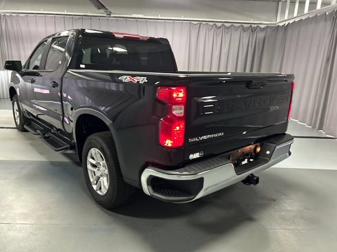 Used 2025 Chevrolet Silverado 1500 LT AWD/4WD image 5