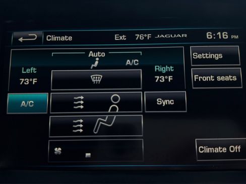 Used 2014 Jaguar XF 3.0 image 30