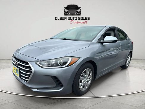 Used 2017 Hyundai Elantra SE FWD image 3