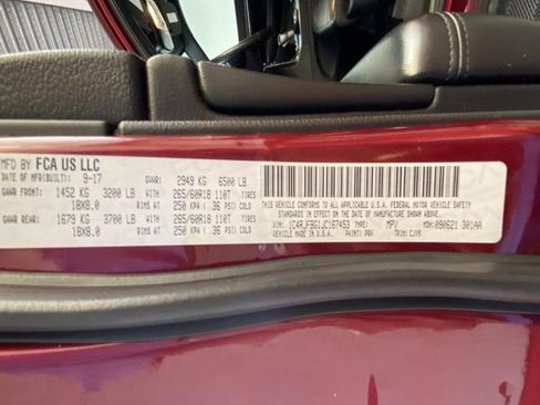Used 2018 Jeep Grand Cherokee Limited AWD/4WD image 32