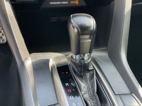 Used 2019 Honda Civic Sport Touring image 12