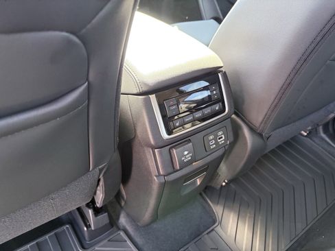 New 2026 Subaru Ascent Touring image 31