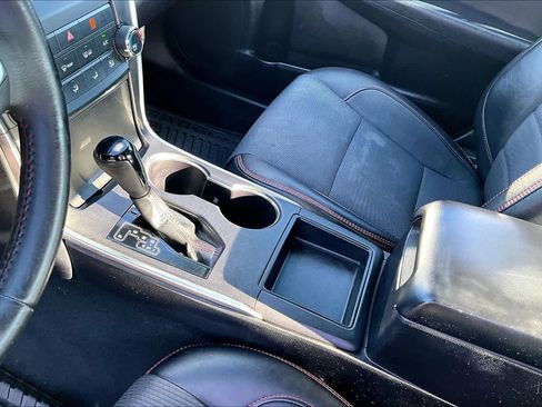 Used 2017 Toyota Camry SE FWD image 17