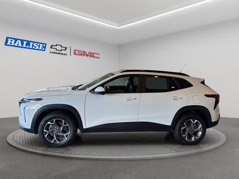 New 2025 Chevrolet Trax LT w/ Driver Confidence Package image 4