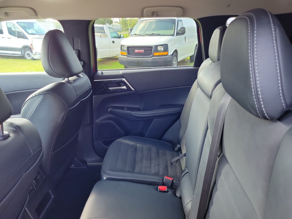 Used 2024 Mitsubishi Outlander SE Black Edition AWD/4WD image 20