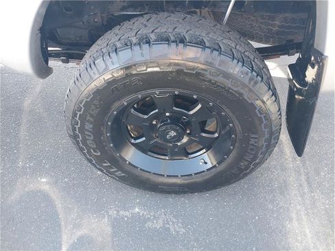 Used 2007 Toyota Tacoma PreRunner w/ TRD Off-Road Pkg #1 RWD image 8
