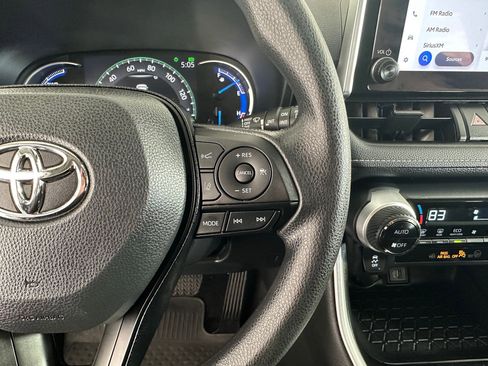 Used 2024 Toyota RAV4 XLE image 24