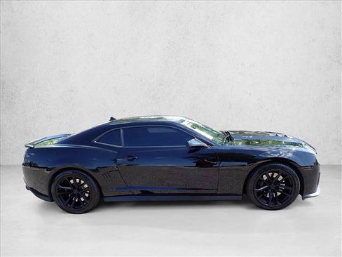 Used 2015 Chevrolet Camaro ZL1 w/ Gray Stripe Package RWD image 5