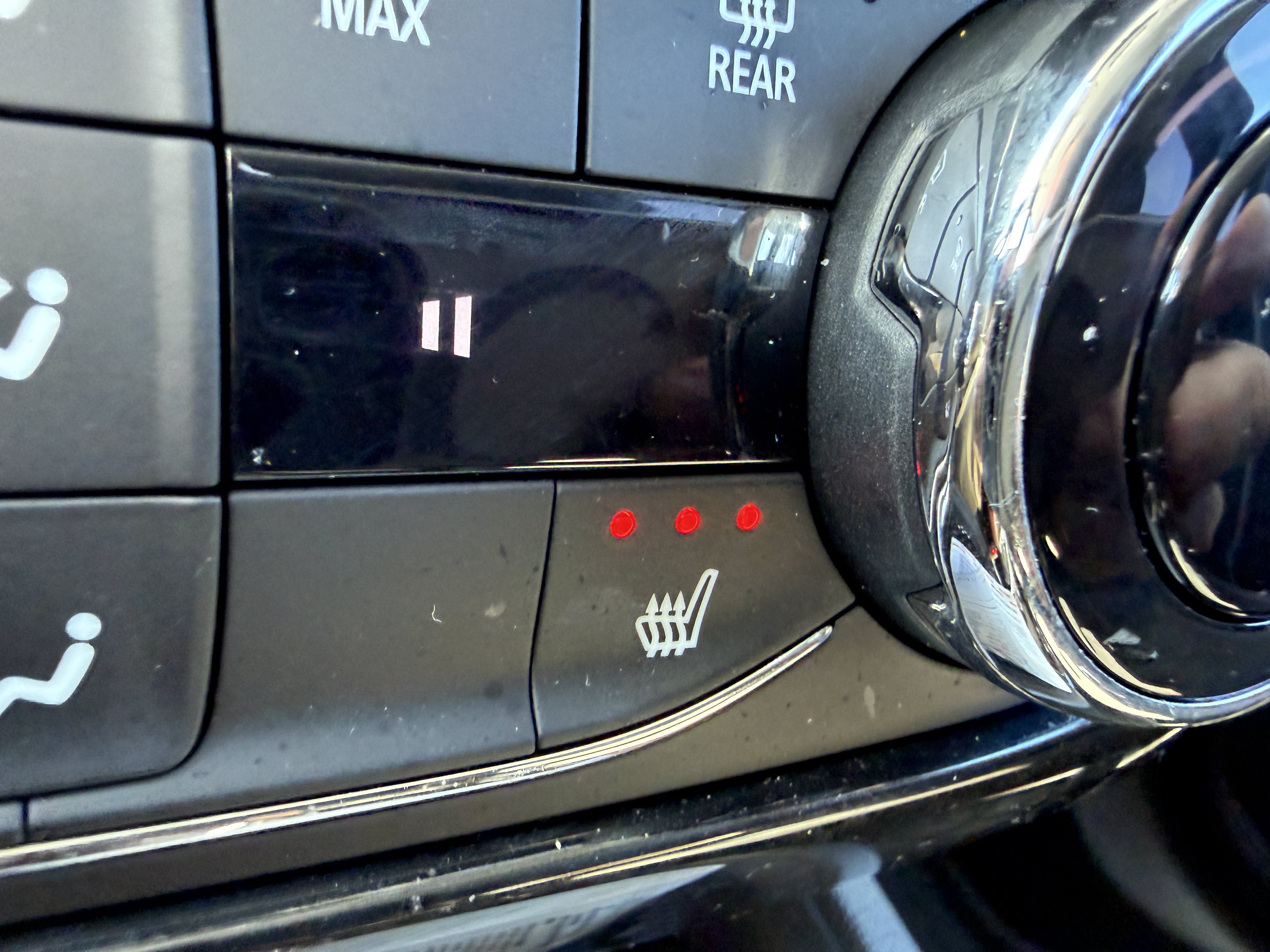 Used 2024 Chevrolet TrailBlazer LT w/ Convenience Package AWD/4WD image 18