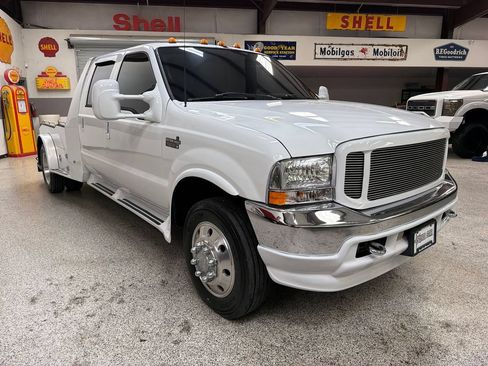 Used 2003 Ford F450 Lariat RWD image 12