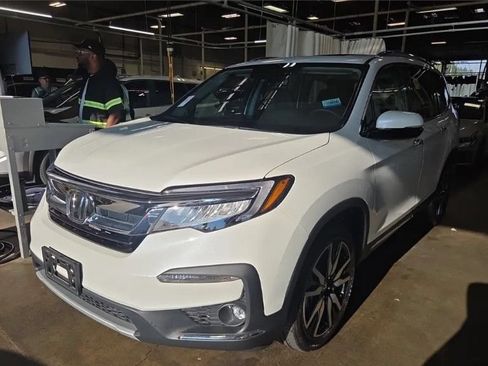 Used 2022 Honda Pilot Elite image 1