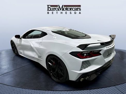 Used 2023 Chevrolet Corvette Stingray Preferred Cpe w/ Z51 Performance Package RWD image 3
