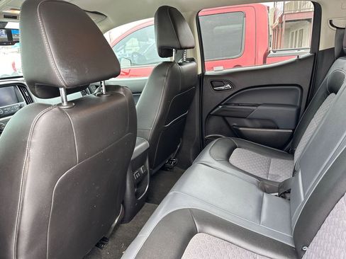 Used 2017 Chevrolet Colorado Z71 image 32