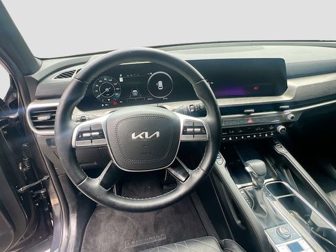 Used 2025 Kia Telluride SX X-Line AWD/4WD image 11