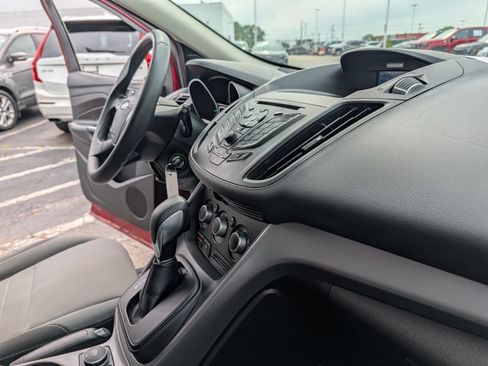 Used 2015 Ford Escape SE FWD image 22