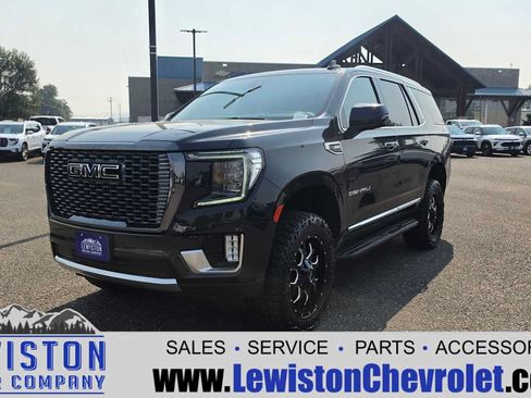 Certified 2024 GMC Yukon Denali AWD/4WD image 1