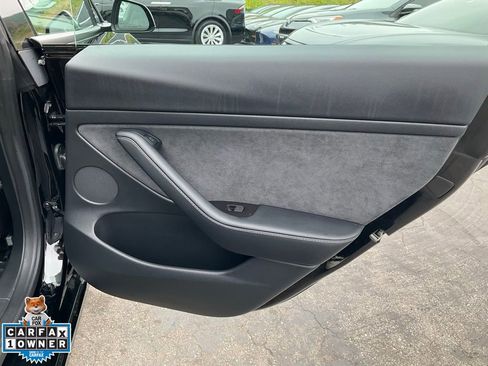 Used 2022 Tesla Model 3 Long Range AWD/4WD image 57