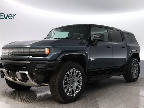 Used 2025 GMC Hummer EV 2X w/ LPO, Cargo Utility Package AWD/4WD image 2