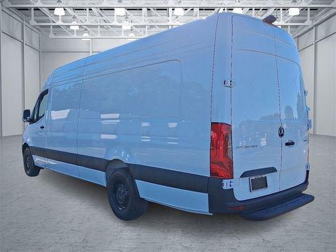 New 2025 Mercedes-Benz Sprinter 2500 image 4