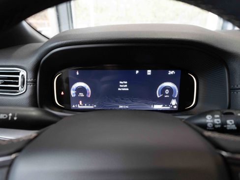 Used 2023 Jeep Wagoneer Series II image 16