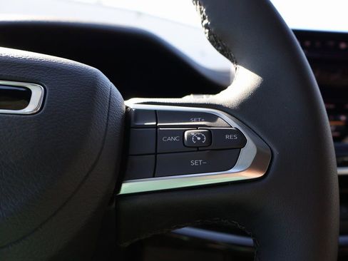 New 2026 Jeep Compass Latitude image 27