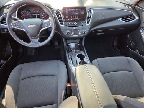 Used 2024 Chevrolet Malibu LT image 15