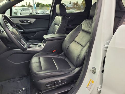 Used 2019 Chevrolet Blazer LT w/ Sun and Wheels Package image 11