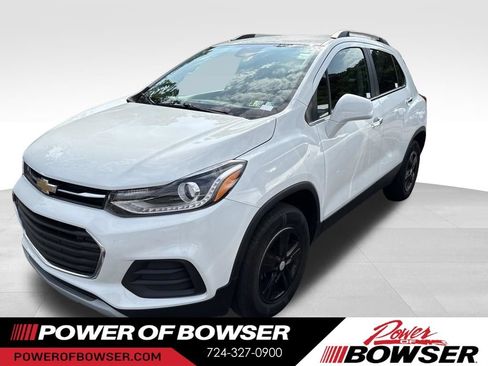 Used 2019 Chevrolet Trax LT w/ LT Convenience Package AWD/4WD image 1