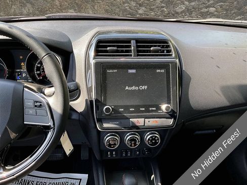 Used 2024 Mitsubishi Outlander Sport AWD image 6