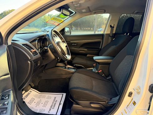 Used 2021 Mitsubishi Outlander Sport LE FWD image 10