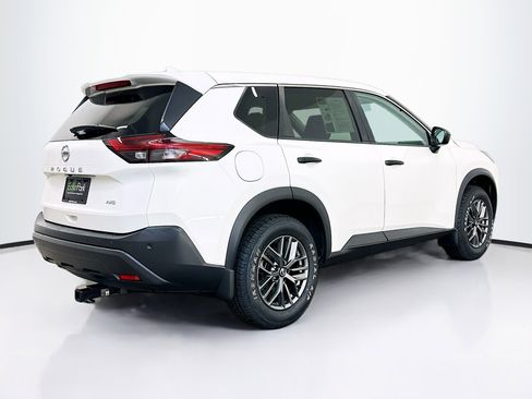 Used 2021 Nissan Rogue S image 9