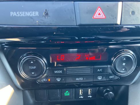 Used 2023 Mitsubishi Eclipse Cross LE image 21