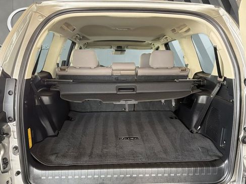 Certified 2022 Lexus GX 460 Premium w/ Premium Package AWD/4WD image 23