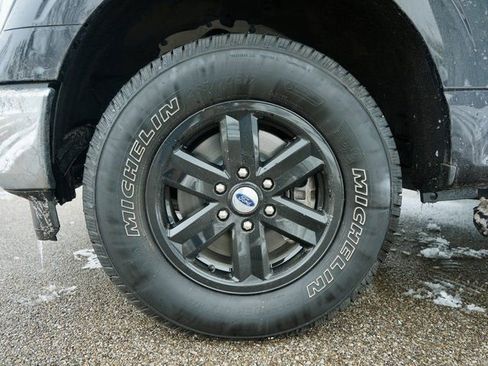 Used 2021 Ford F150 XLT image 27