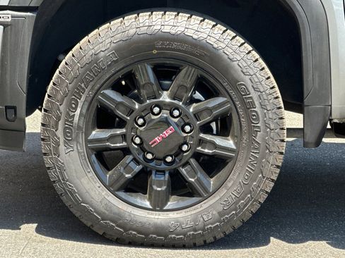 Certified 2024 GMC Sierra 2500 AT4 w/ AT4 Premium Plus Package AWD/4WD image 28