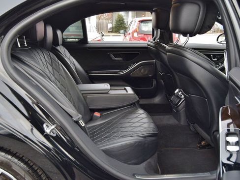 Used 2021 Mercedes-Benz S 580 4MATIC Sedan image 34
