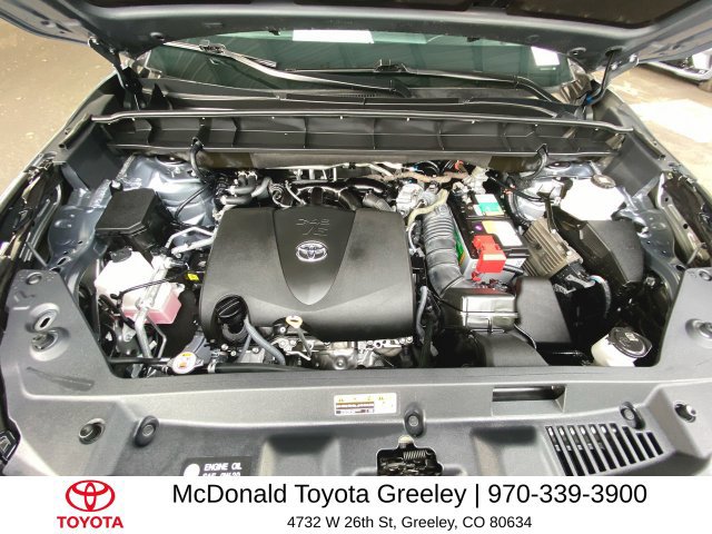 Used 2022 Toyota Highlander XLE AWD/4WD image 27