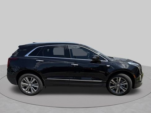 Used 2024 Cadillac XT5 Premium Luxury w/ Technology Package FWD image 4