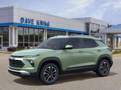 New 2026 Chevrolet TrailBlazer LT AWD/4WD image 2