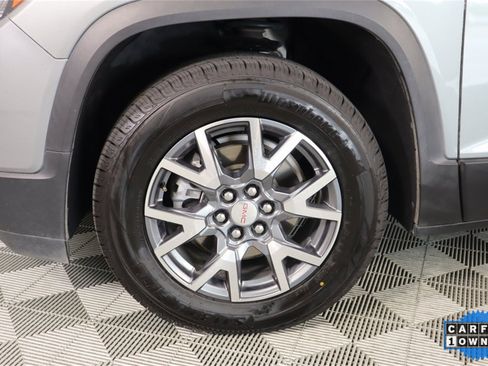 Used 2023 GMC Acadia SLT image 18