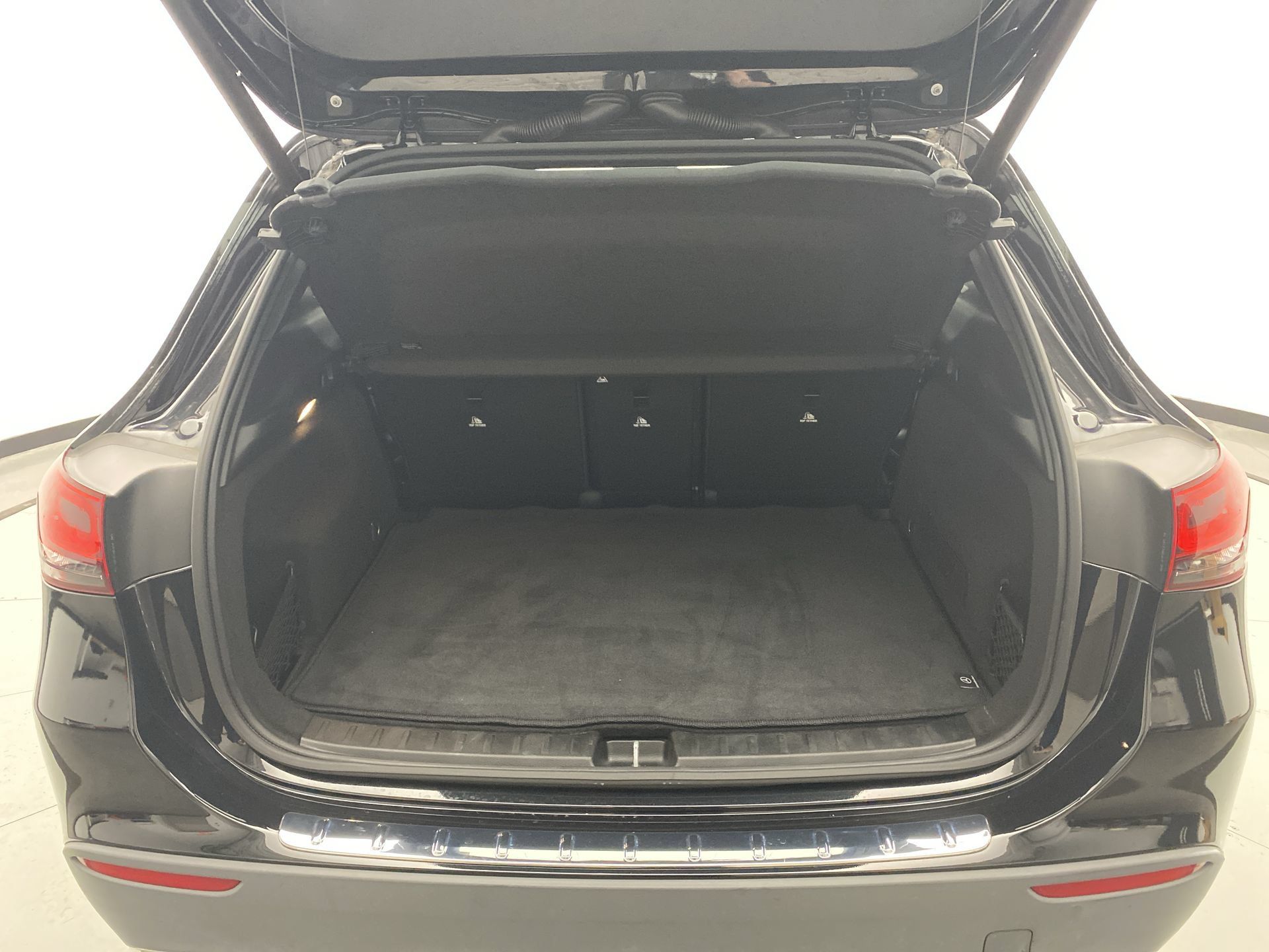 Used 2021 Mercedes-Benz GLA 250 4MATIC image 18