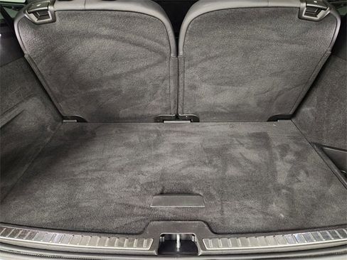 Used 2025 Volvo XC90 B5 Plus image 34