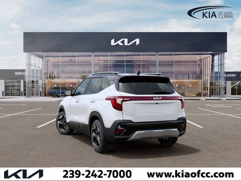 New 2026 Kia Seltos S FWD image 4