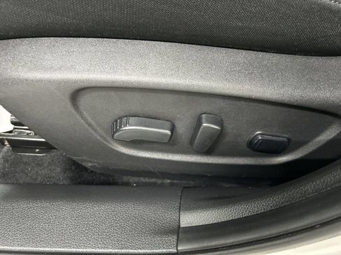 Used 2020 Nissan Rogue SV AWD/4WD image 10